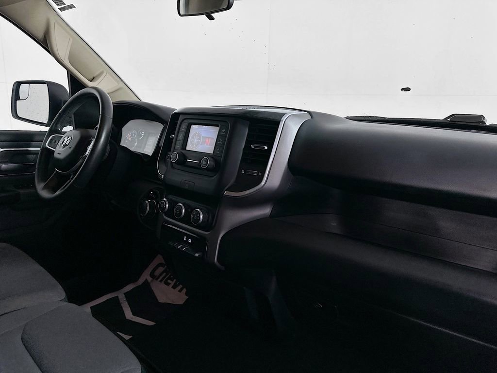 Used 2019 RAM 1500 Big Horn image 28