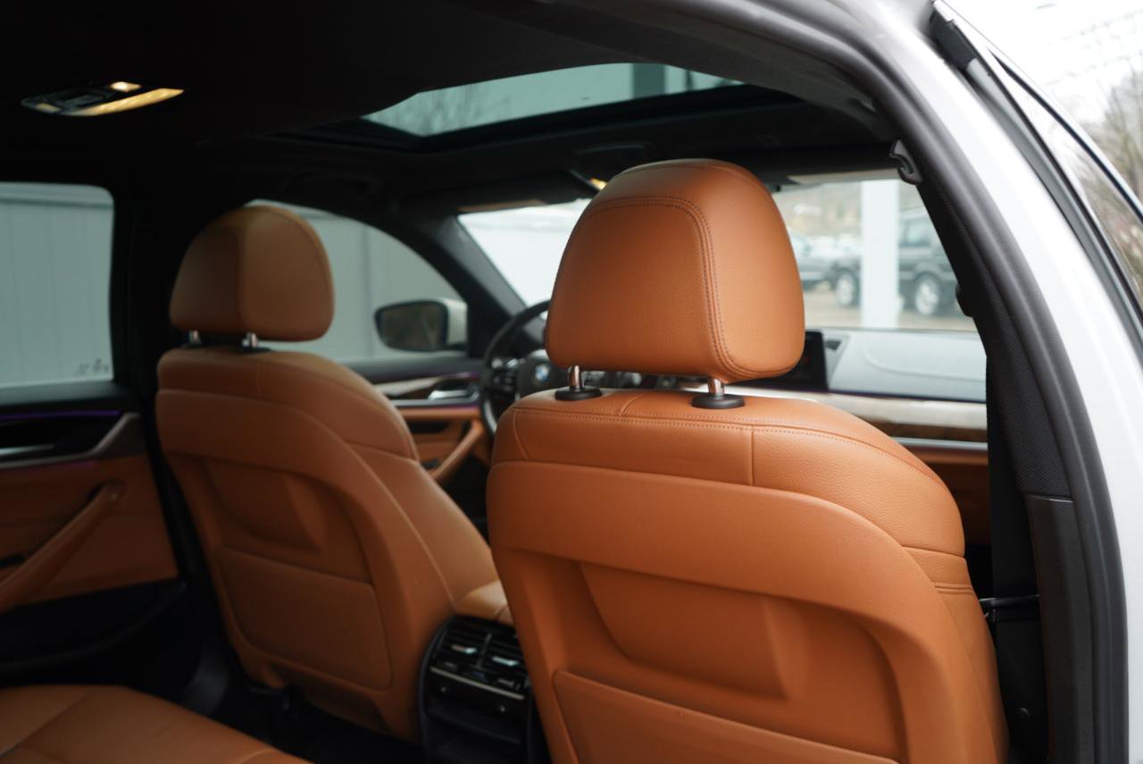 Used 2018 BMW 530e xDrive image 61