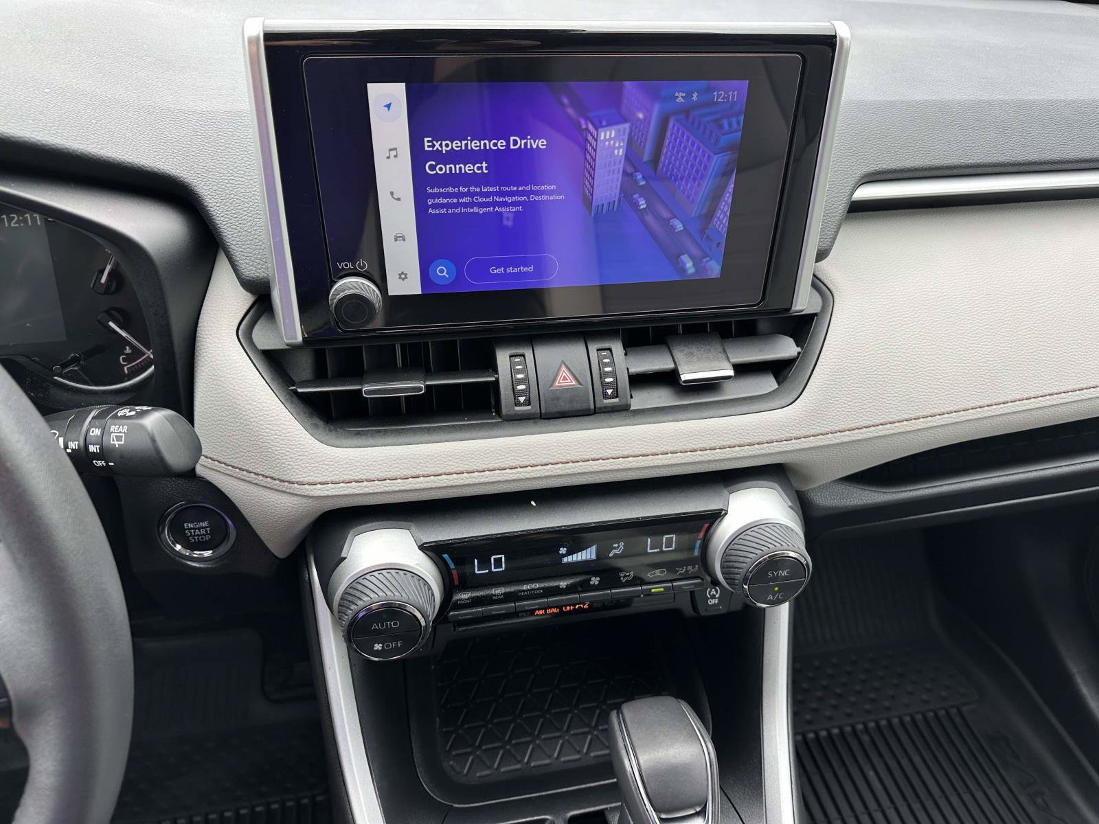 Used 2025 Toyota RAV4 XLE Premium FWD image 17