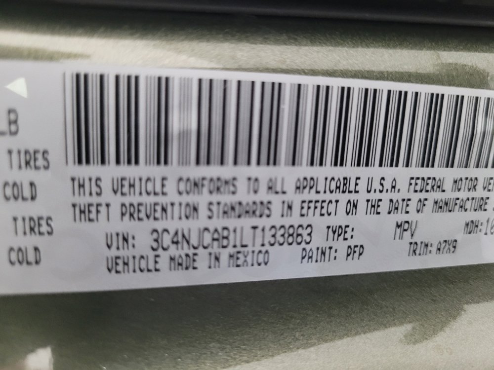 Used 2020 Jeep Compass Sport image 33