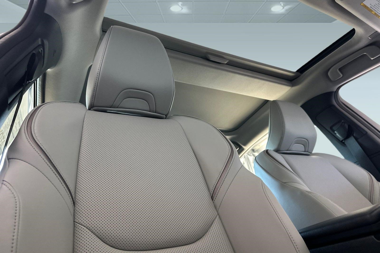 New 2026 Toyota Prius Limited AWD/4WD image 13