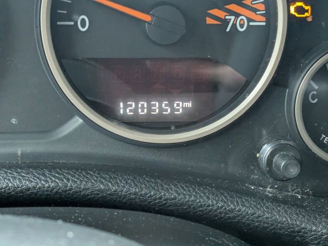 Used 2017 Jeep Wrangler Unlimited Sahara image 37