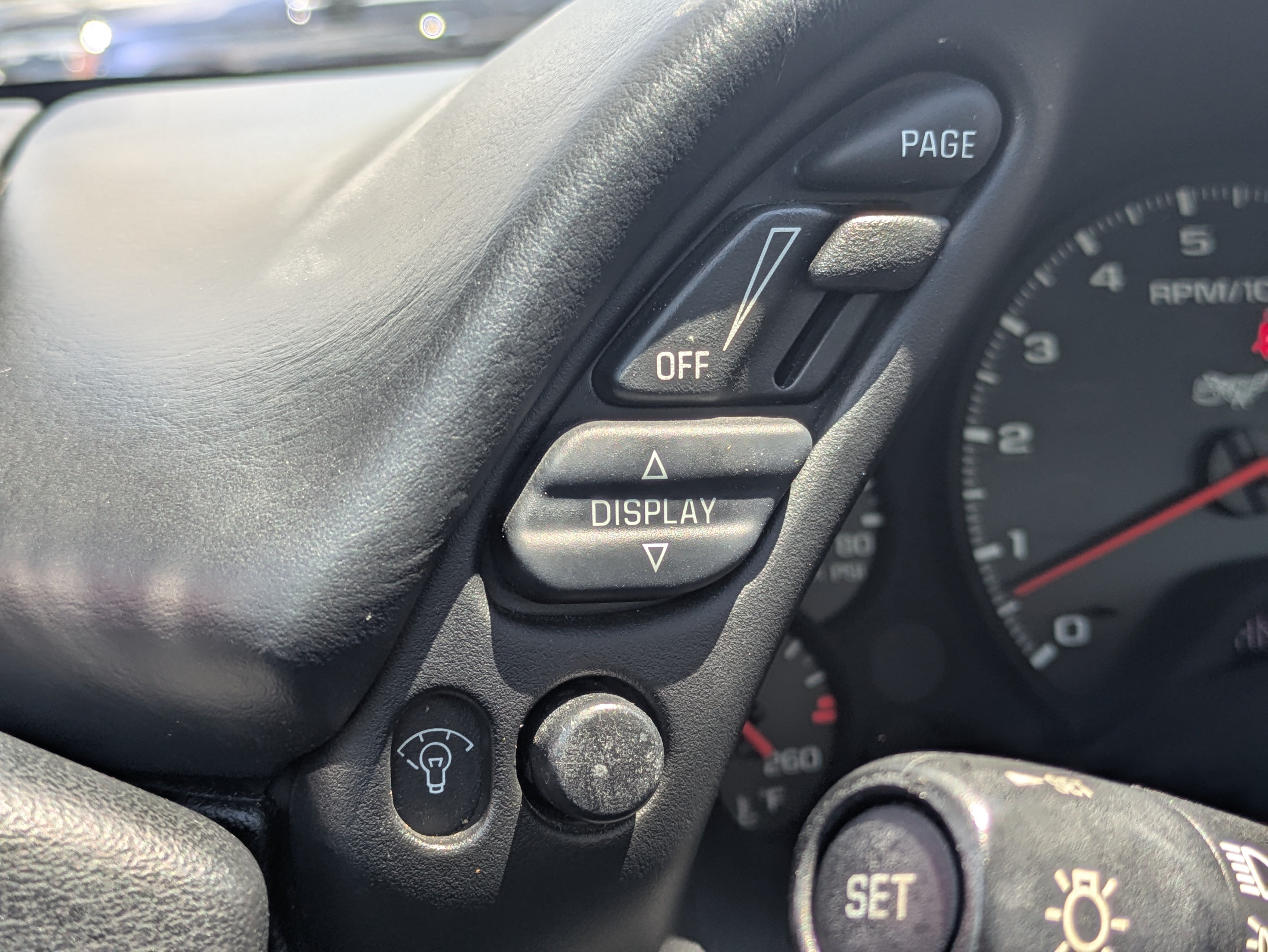 Used 2003 Chevrolet Corvette Coupe w/ Preferred Equipment Group RWD image 19