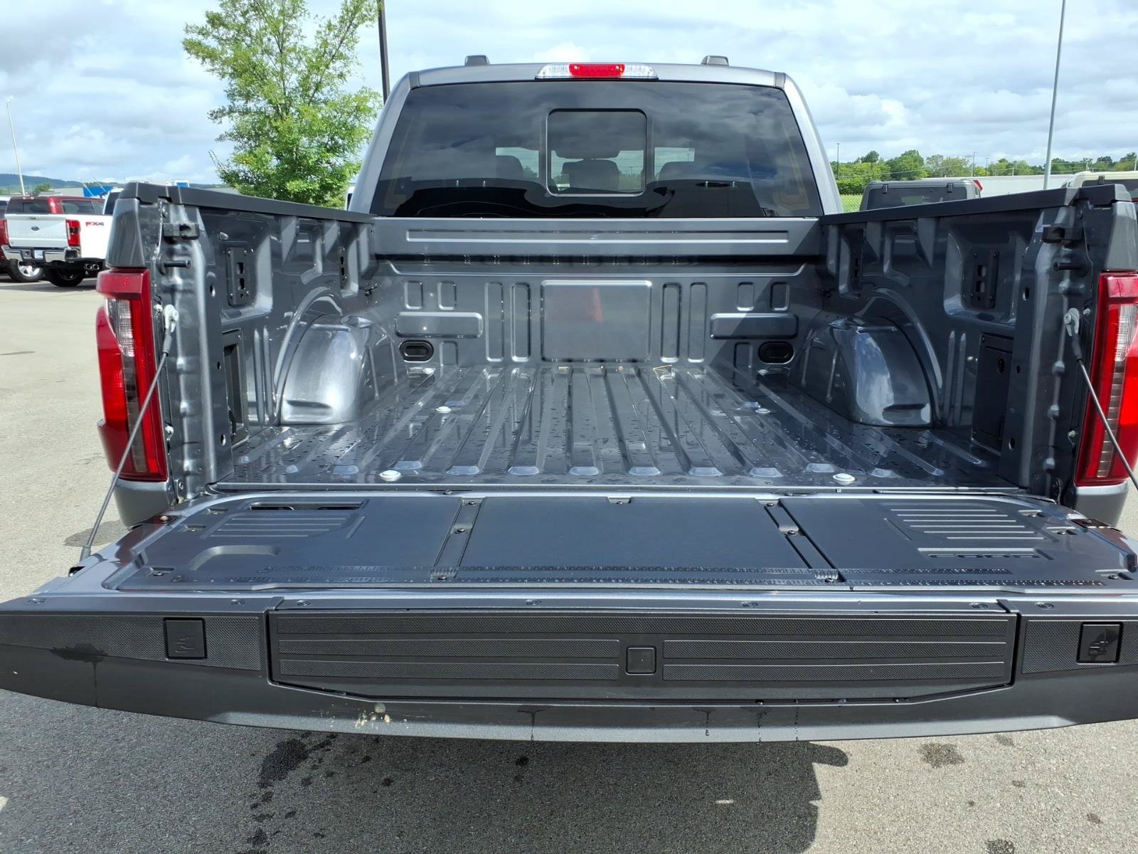 New 2026 Ford F150 XLT w/ Equipment Group 302A MID AWD/4WD image 16