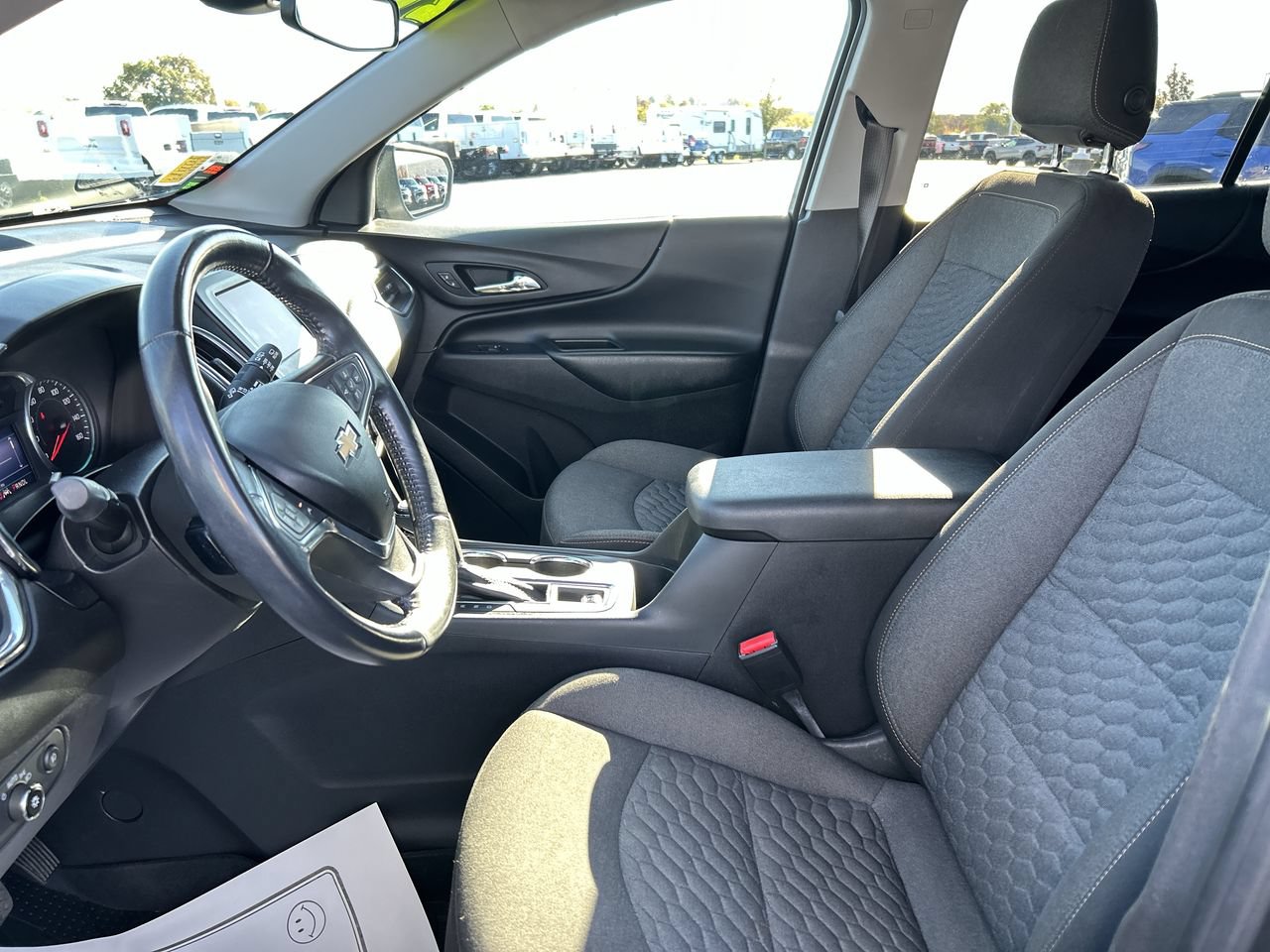 Used 2020 Chevrolet Equinox LT AWD/4WD image 22