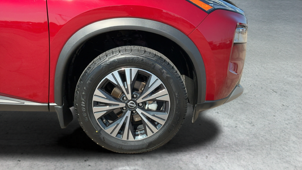 Used 2023 Nissan Rogue SV FWD image 25