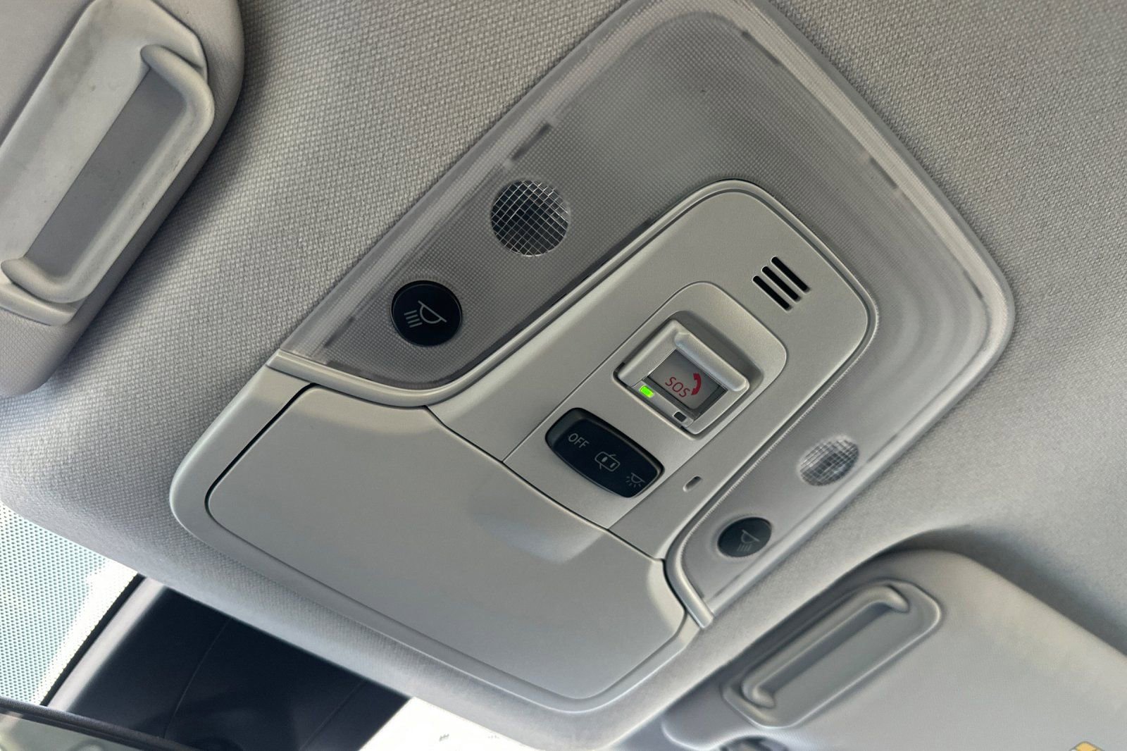 Certified 2022 Toyota Prius LE image 25