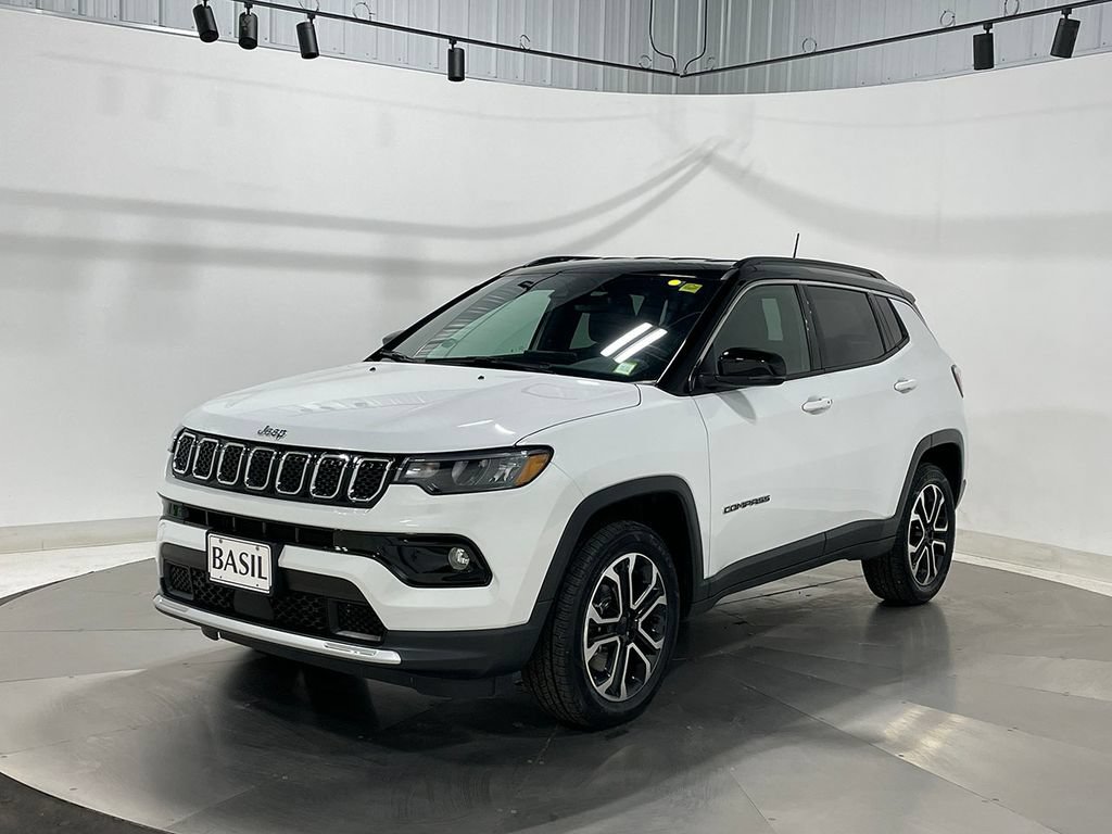 Used 2023 Jeep Compass Limited AWD/4WD image 8