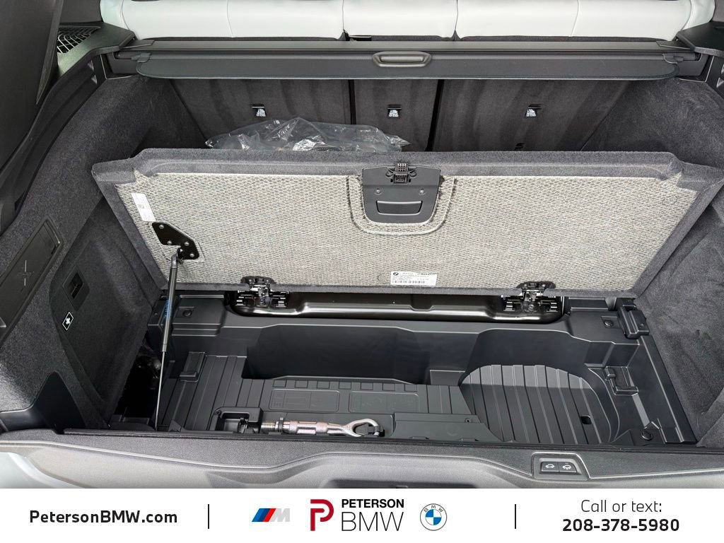 Used 2024 BMW X5 xDrive50e w/ Premium Package image 12