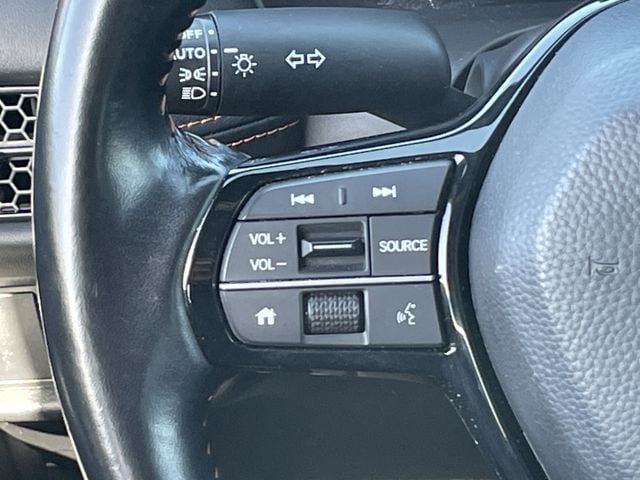 Certified 2025 Honda HR-V Sport image 13