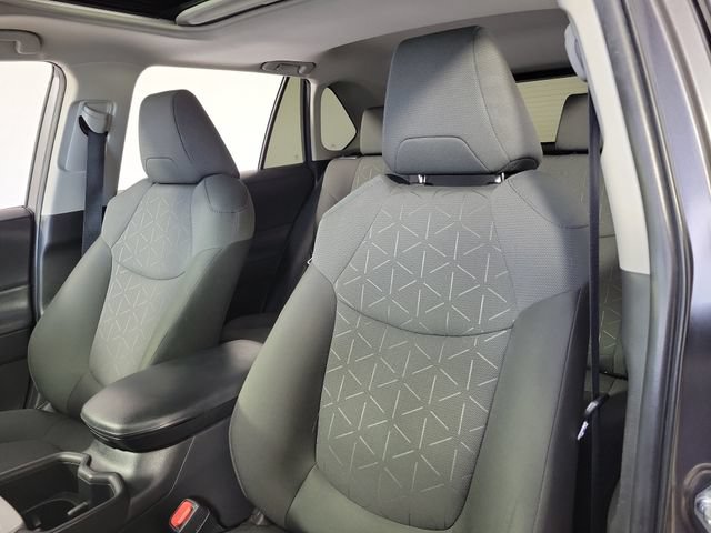 Used 2023 Toyota RAV4 XLE w/ Convenience Package FWD image 20