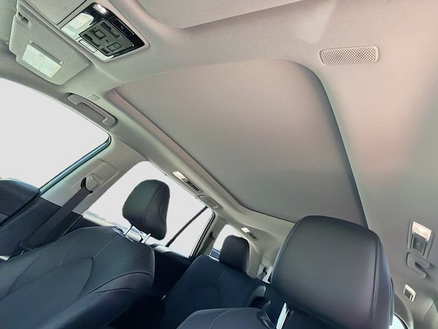 Used 2026 Toyota Grand Highlander AWD Hybrid image 25