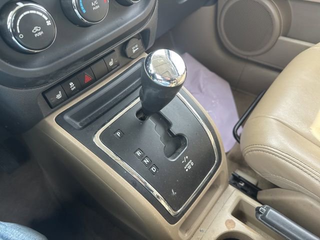 Used 2015 Jeep Patriot High Altitude AWD/4WD image 19