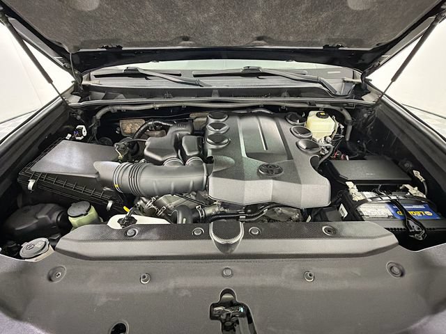 Used 2019 Toyota 4Runner Limited AWD/4WD image 28
