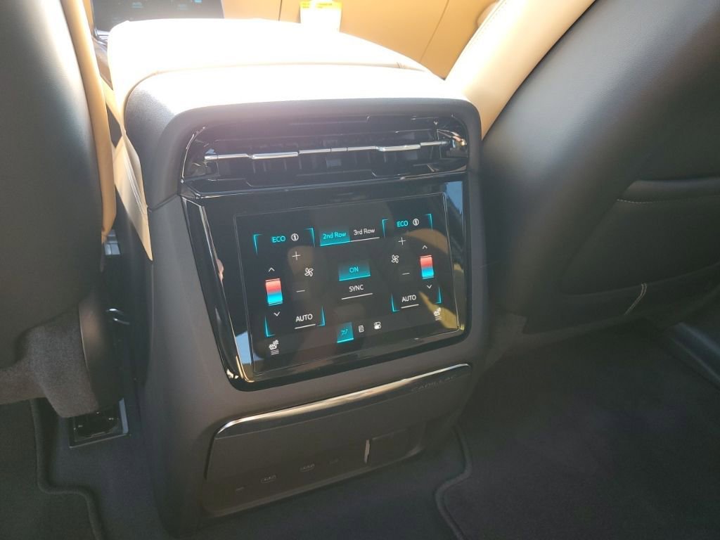 New 2026 Cadillac Escalade IQ Sport 2 w/ LPO, ONYX Package image 22