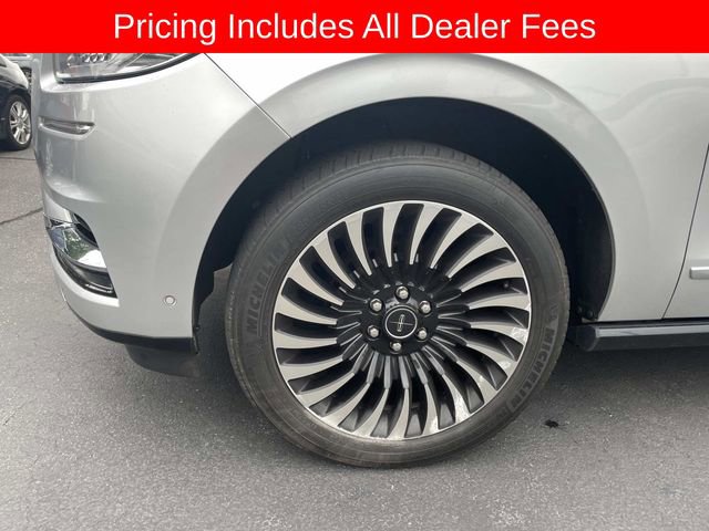 Used 2018 Lincoln Navigator Black Label w/ Cargo Package AWD/4WD image 2