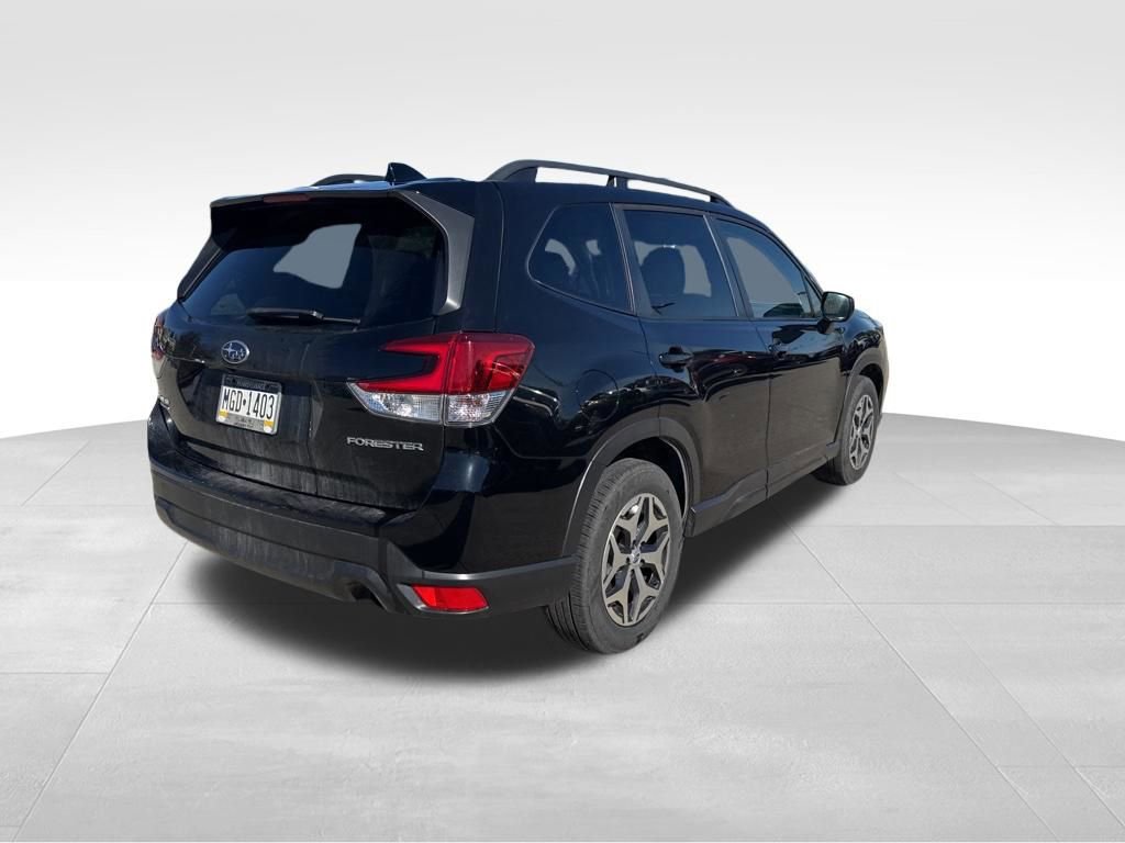 Used 2021 Subaru Forester Premium image 34