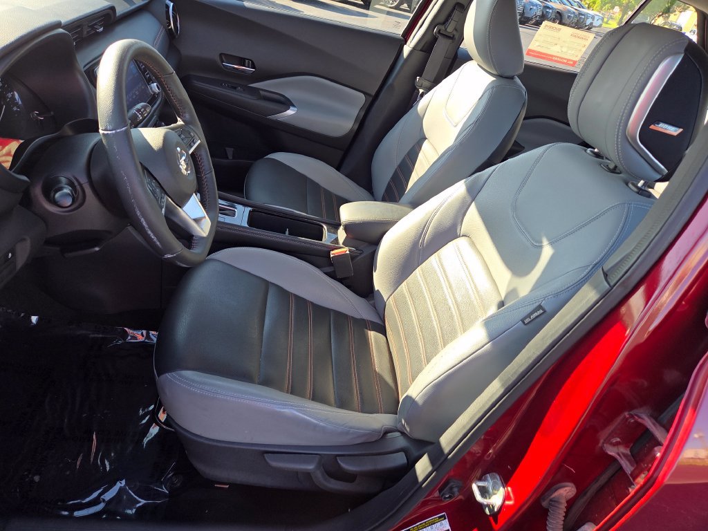 Used 2021 Nissan Kicks SR w/ SR Premium Package FWD image 29
