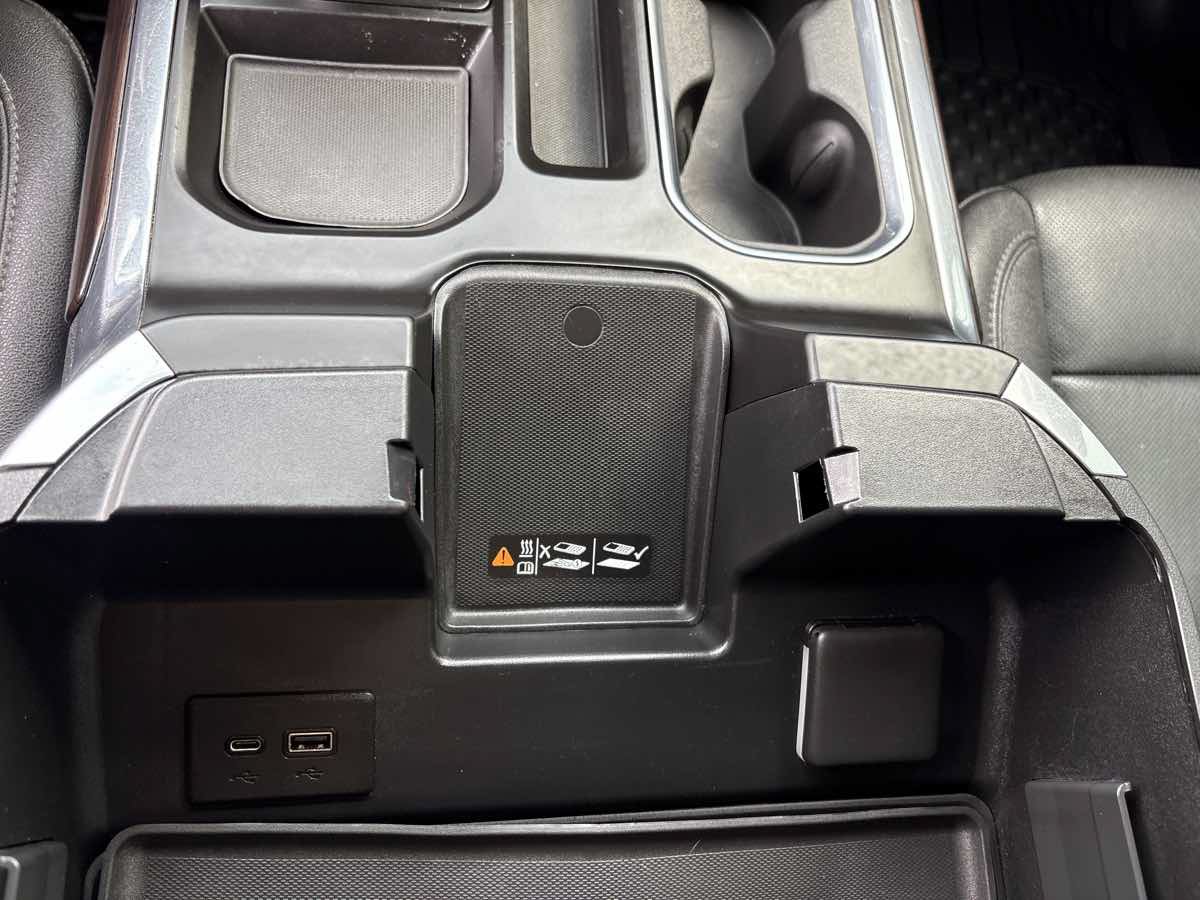 Used 2023 GMC Sierra 1500 SLT w/ SLT Premium Package AWD/4WD image 26