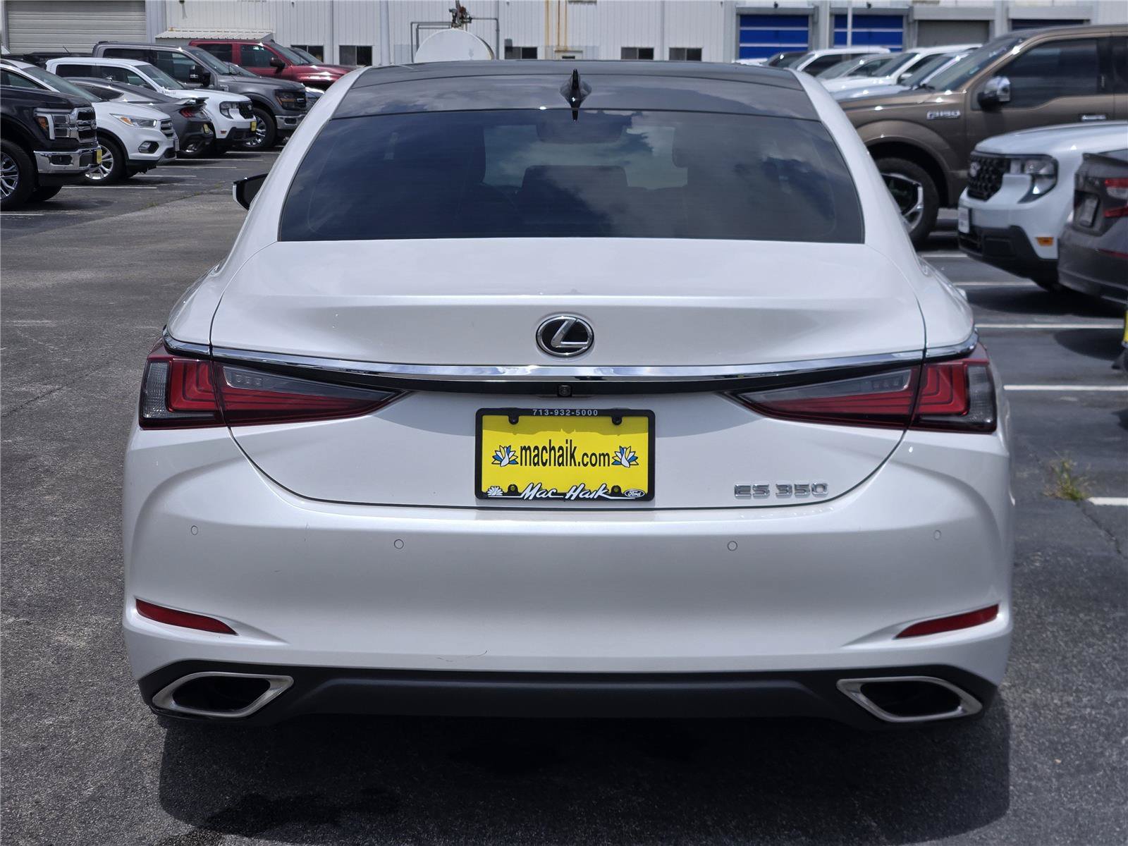 Used 2023 Lexus ES 350 w/ Premium Package FWD image 8