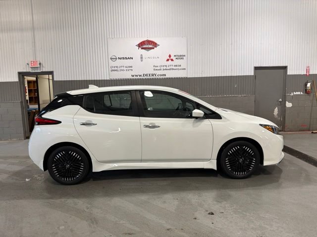 Certified 2024 Nissan Leaf SV Plus FWD image 2