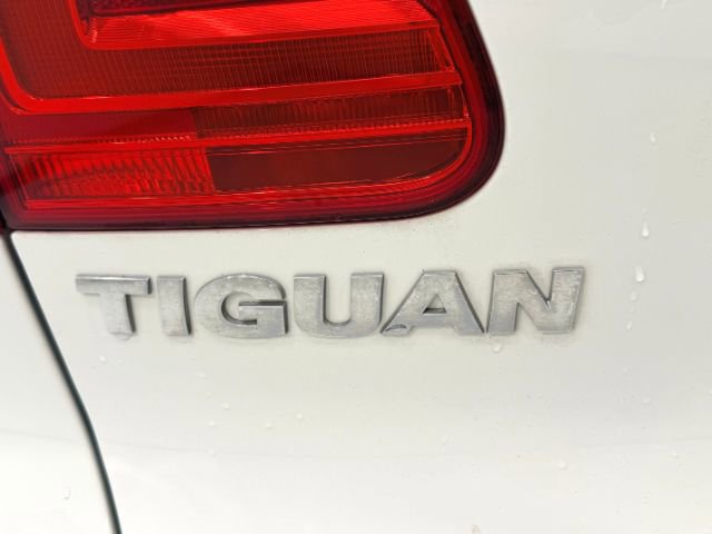 Used 2016 Volkswagen Tiguan R-Line image 18