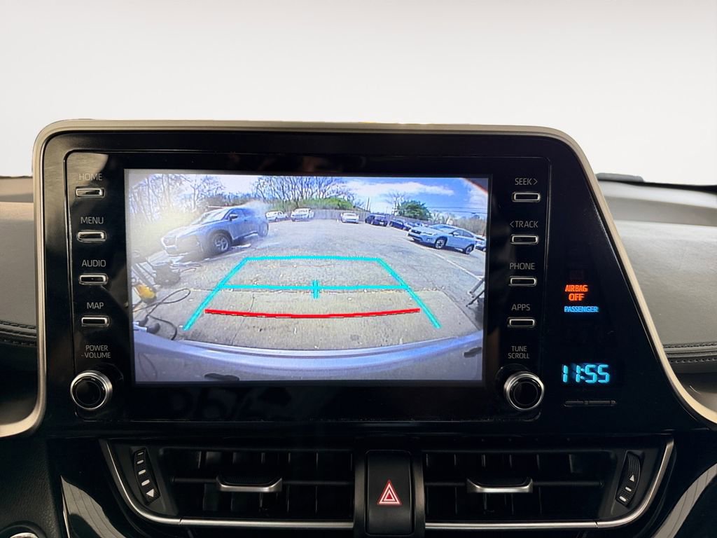 Used 2019 Toyota C-HR XLE image 9
