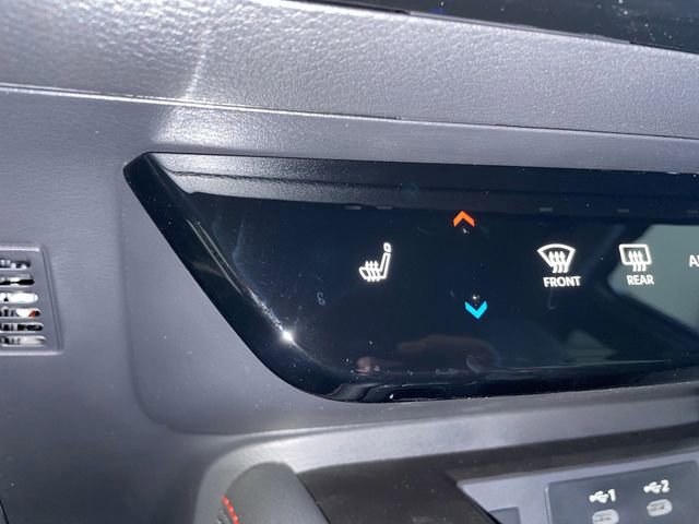 New 2026 Nissan Kicks SR w/ Cold Weather Package image 27