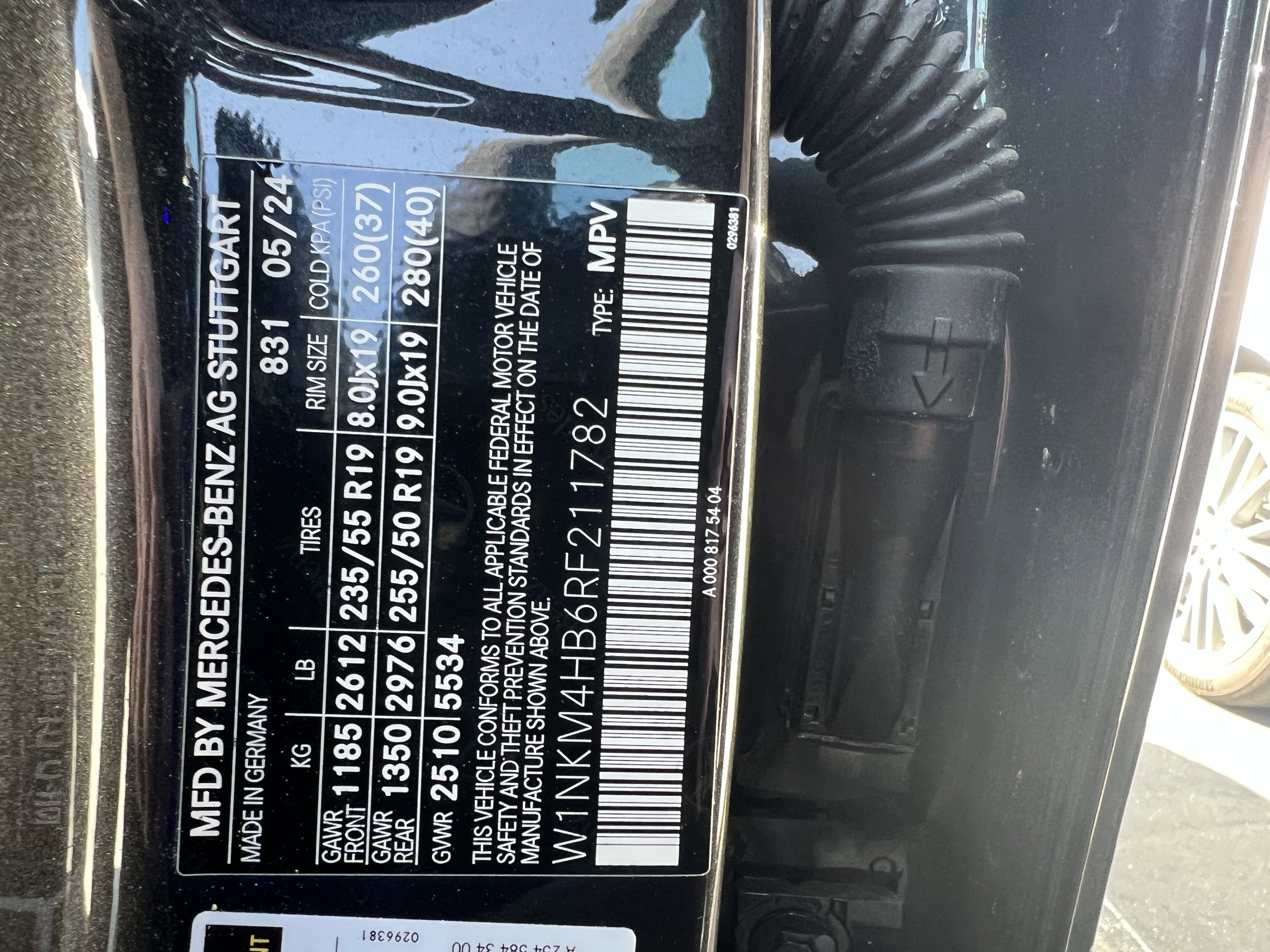 Certified 2024 Mercedes-Benz GLC 300 4MATIC w/ AMG Line image 37