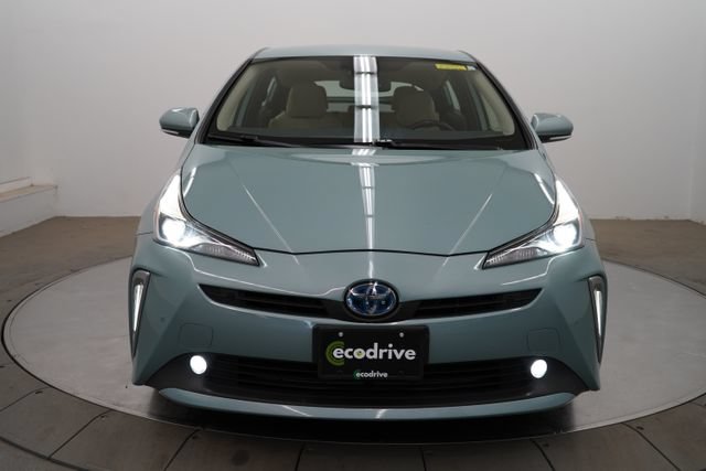 Used 2020 Toyota Prius XLE AWD/4WD image 2