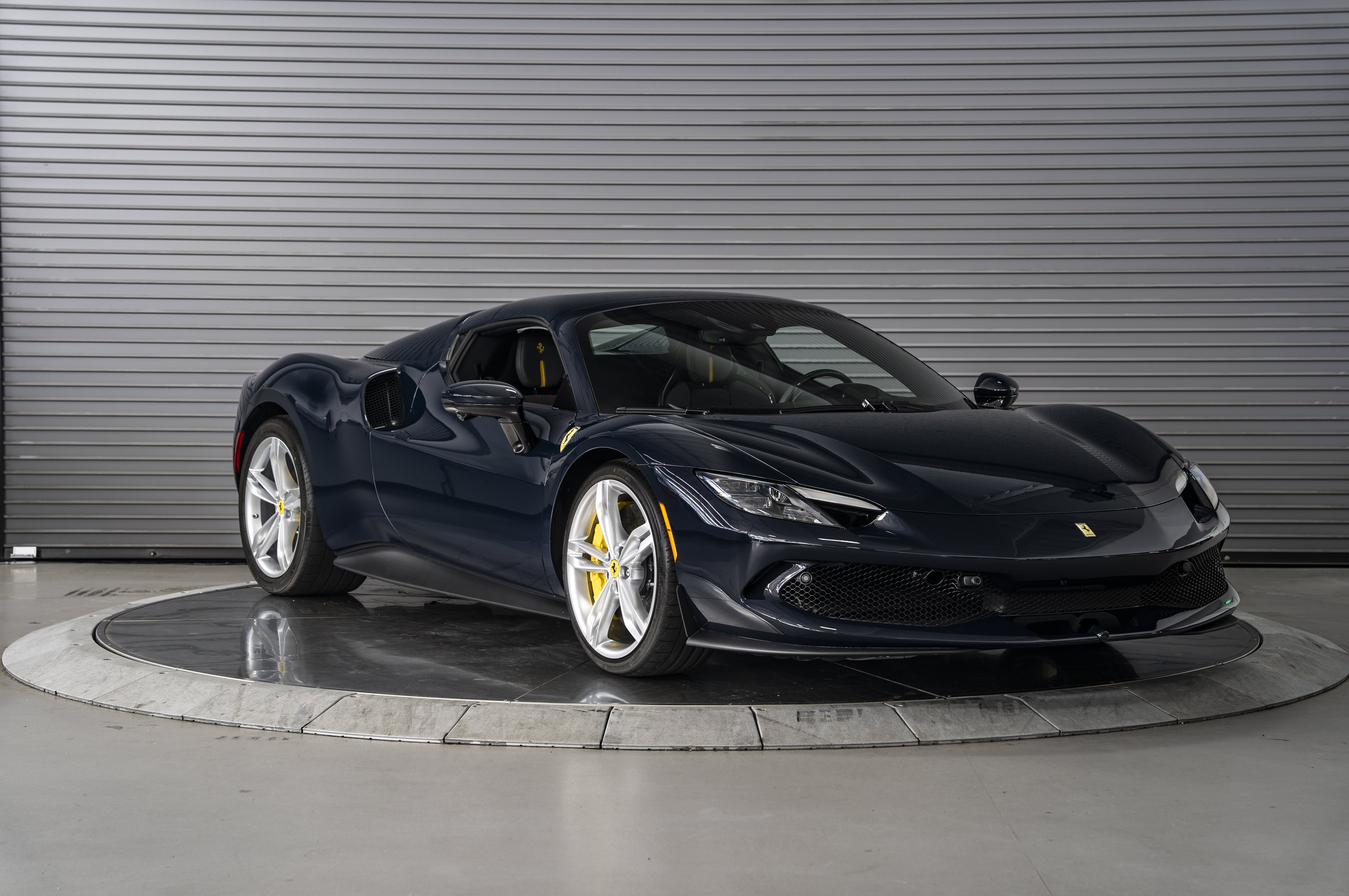 Used 2025 Ferrari 296 GTS RWD image 9