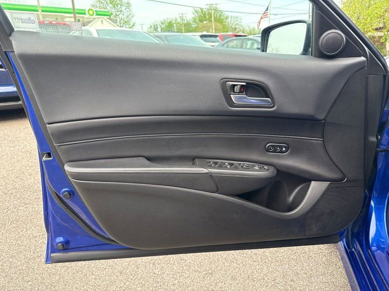 Used 2021 Acura ILX FWD image 9