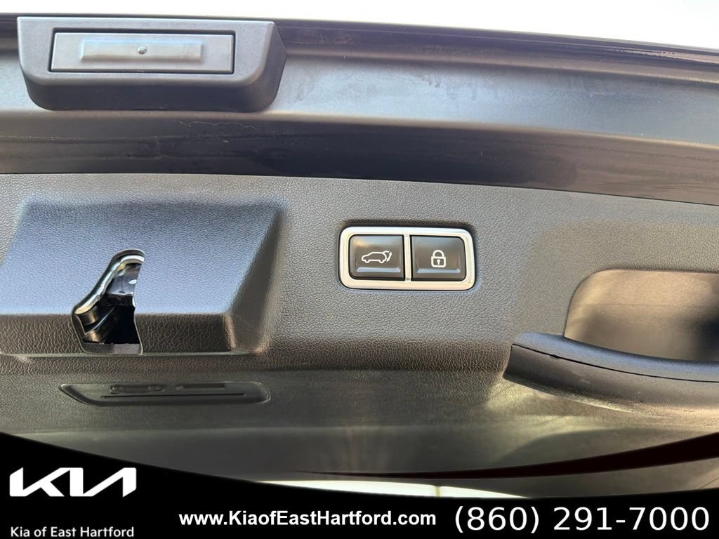 Certified 2023 Kia Sorento SX AWD/4WD image 17
