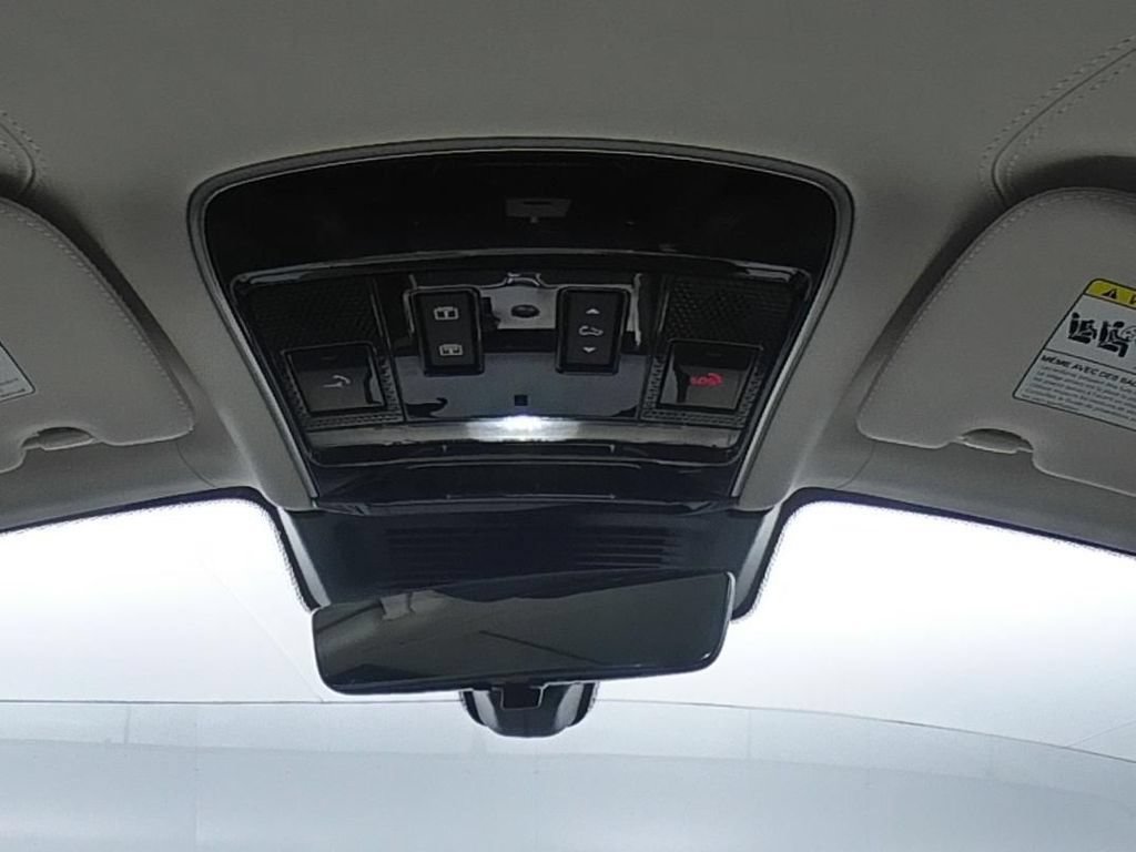 Used 2024 Land Rover Range Rover Autobiography AWD/4WD image 34
