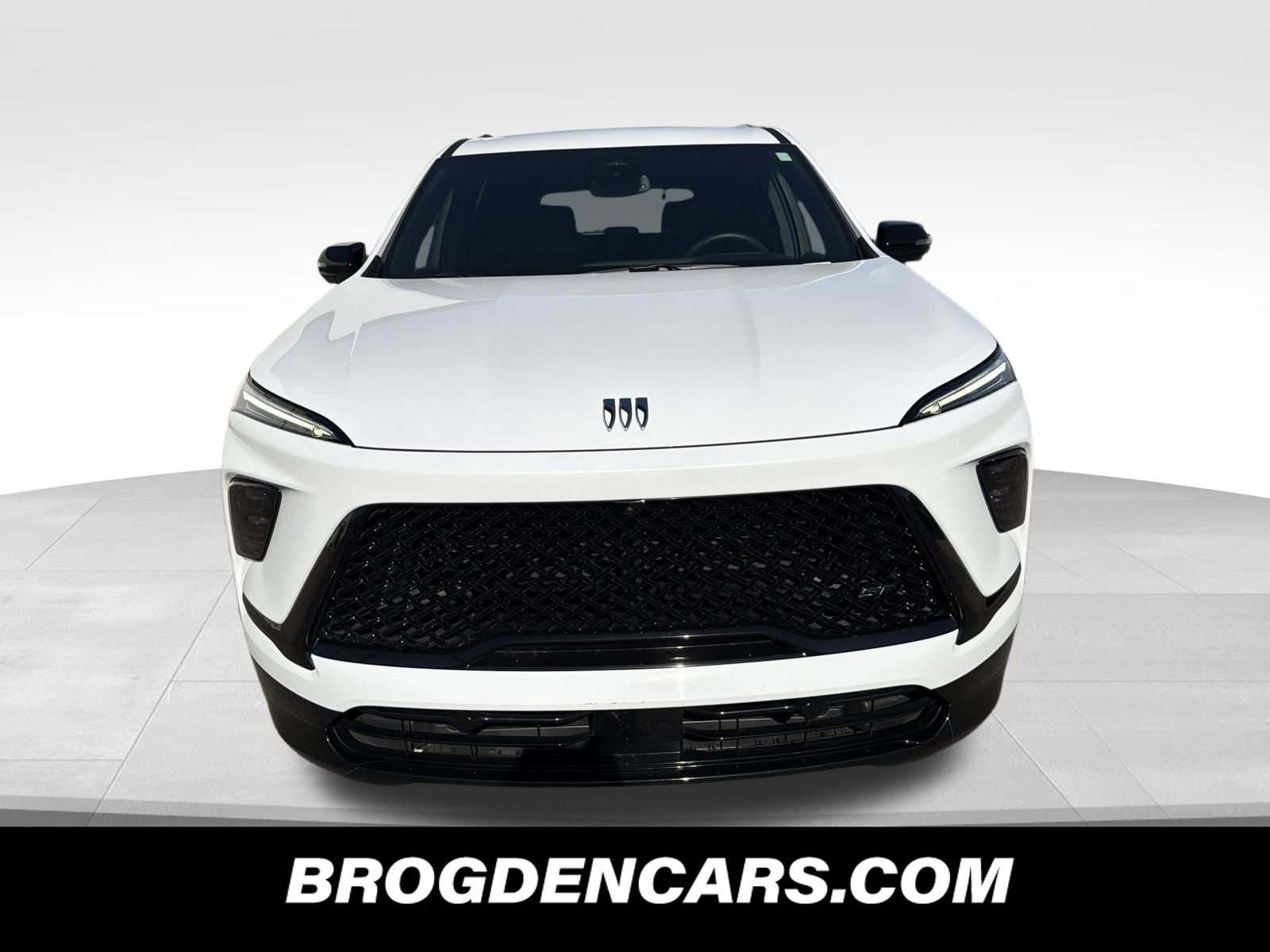 Used 2025 Buick Enclave Sport Touring image 8