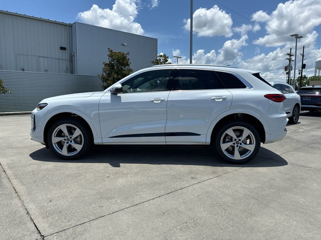 New 2025 Audi Q5 Premium Plus image 8