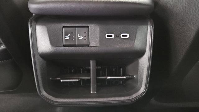 New 2026 Dodge Charger R/T AWD/4WD image 12