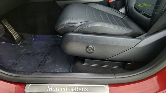 Used 2026 Mercedes-Benz GLC 300 w/ AMG Line image 35