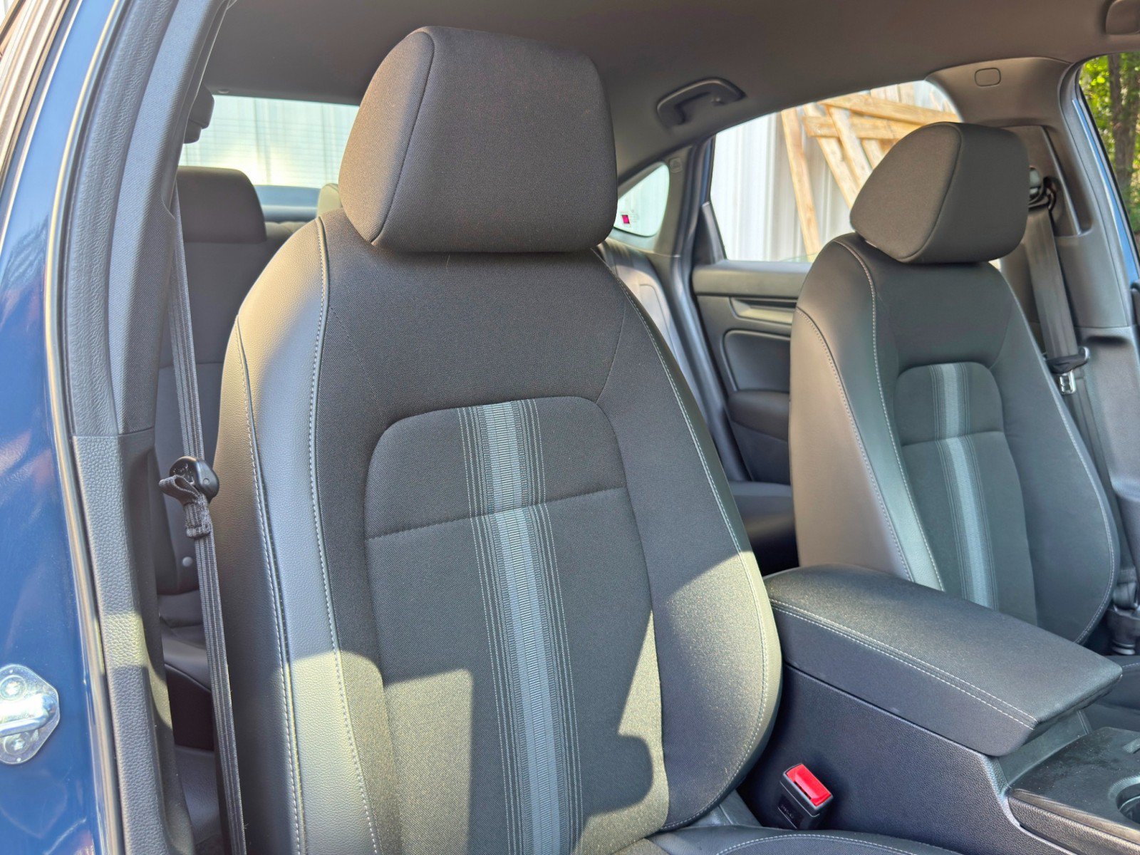 Used 2025 Honda Civic Sport image 31