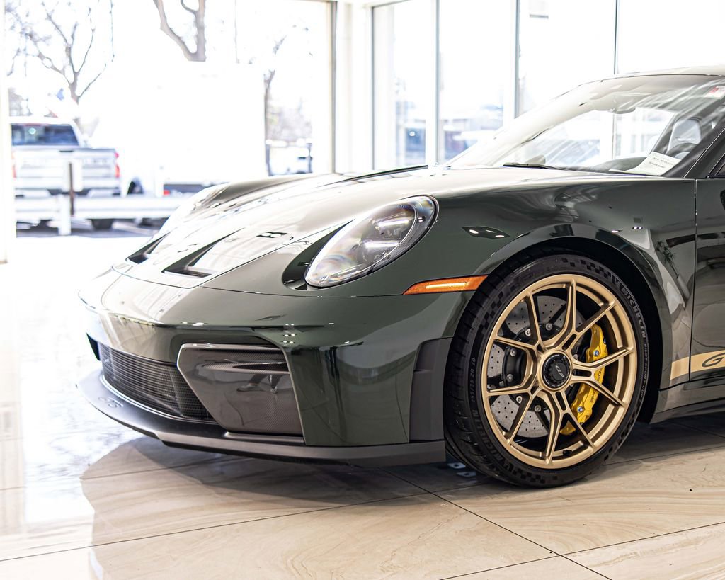 Used 2026 Porsche 911 GT3 w/ Weissach Package image 4