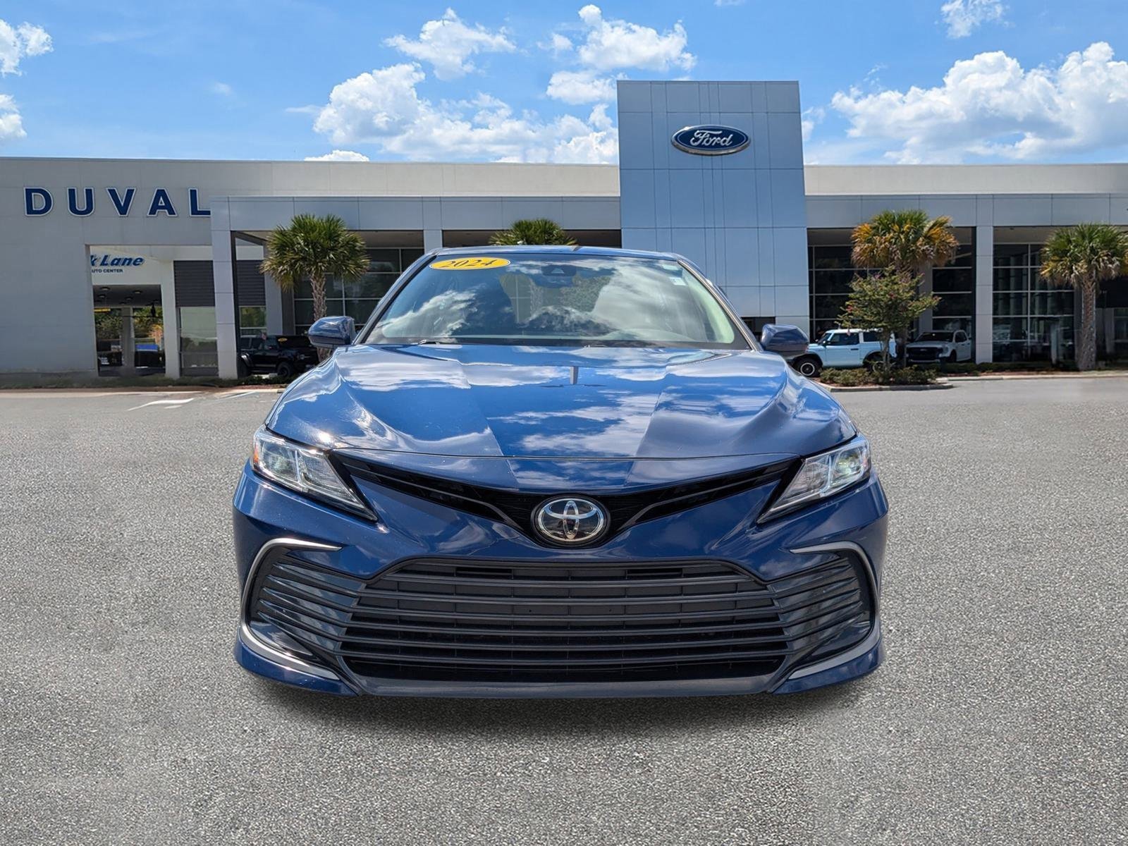 Used 2024 Toyota Camry LE image 8