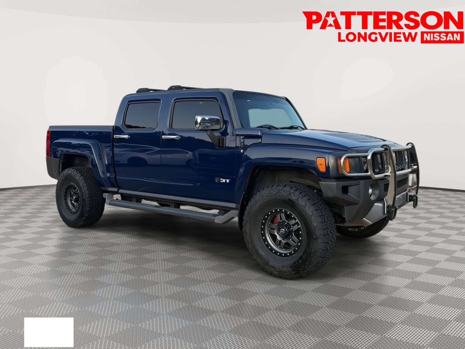 Used 2009 HUMMER H3T Alpha AWD/4WD image 1