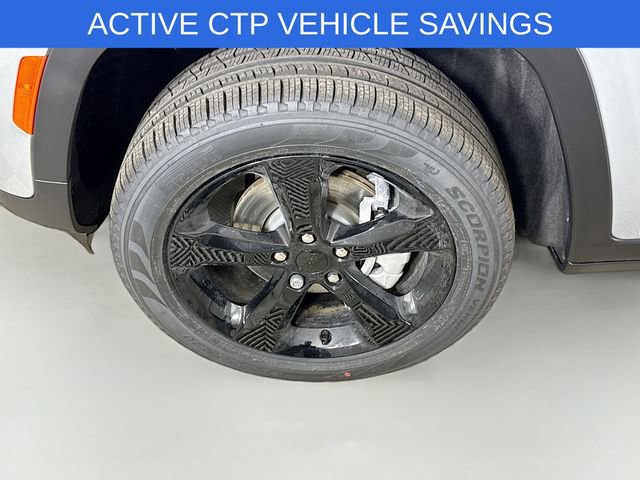 New 2025 Jeep Grand Cherokee Limited w/ Black Appearance Package image 29