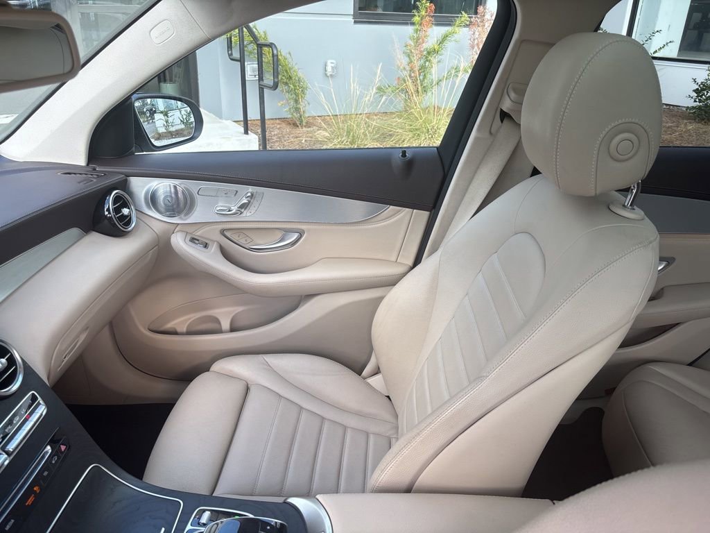 Used 2018 Mercedes-Benz GLC 43 AMG 4MATIC image 46