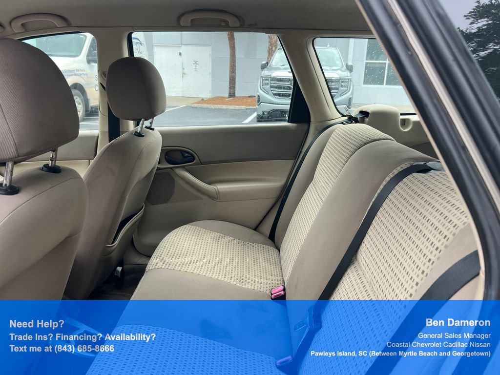 Used 2006 Ford Focus ZXW Wagon FWD image 11