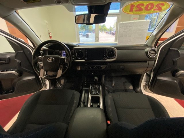 Used 2021 Toyota Tacoma 2WD Double Cab image 14