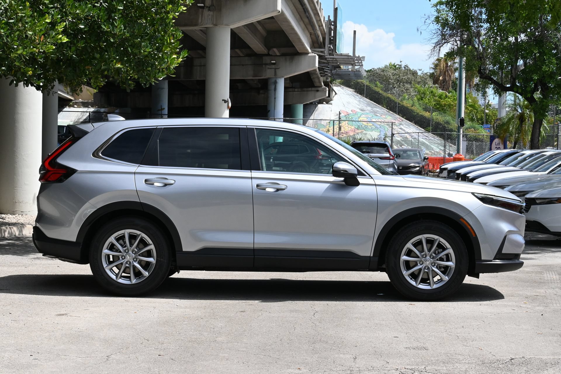 New 2026 Honda CR-V EX image 4
