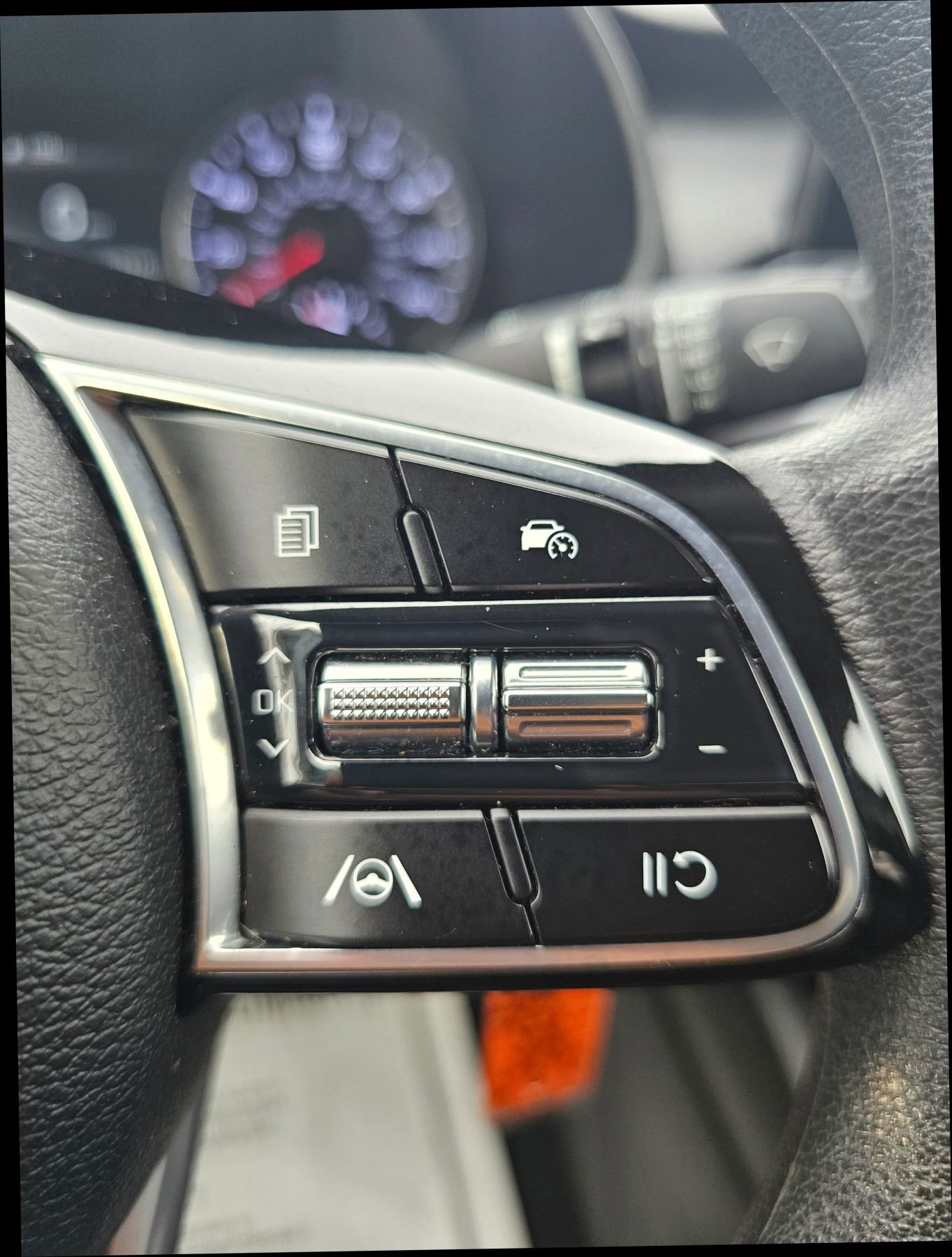 Used 2023 Kia Forte LXS image 14