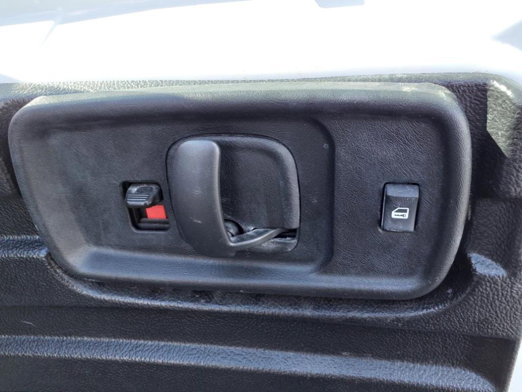 Used 2022 Chevrolet Express 2500 w/ Driver Convenience Package image 11