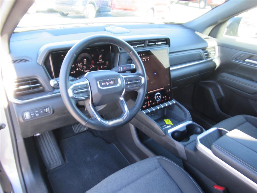 Used 2025 GMC Terrain Elevation image 14